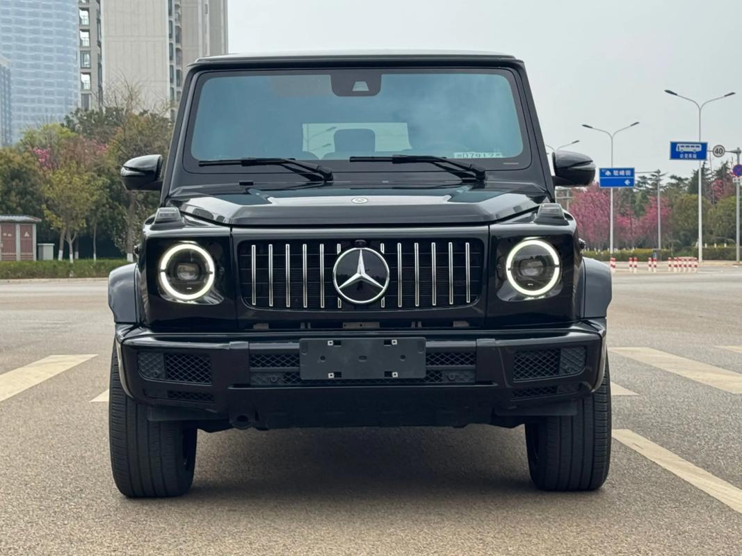 奔驰g700报价及图片／奔驰g700报价价格