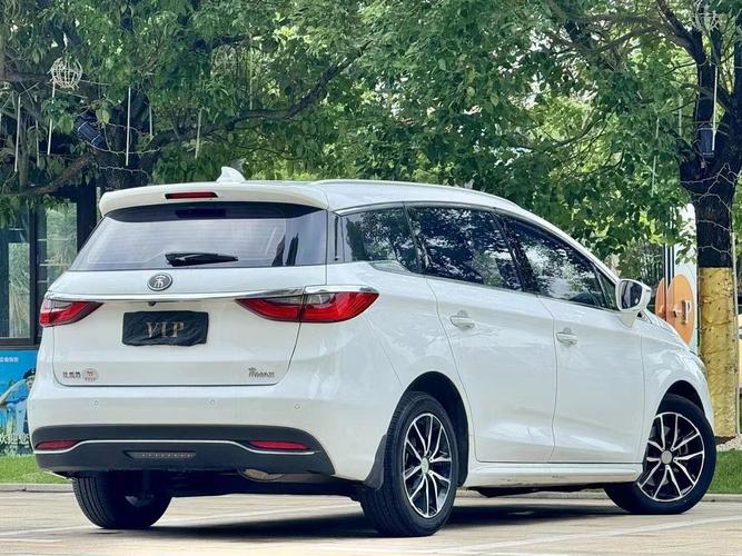 比亚迪宋7座/比亚迪宋7座多少钱一辆