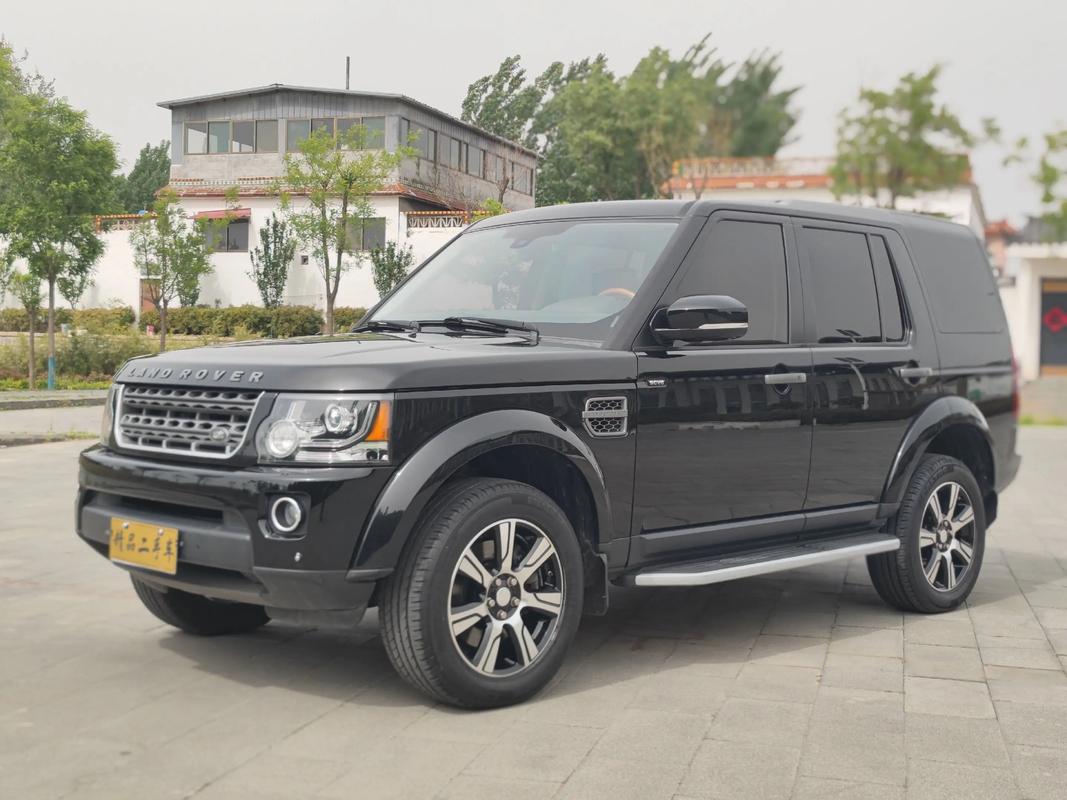 路虎发现者4二手车(路虎发现4二手汽车之家)