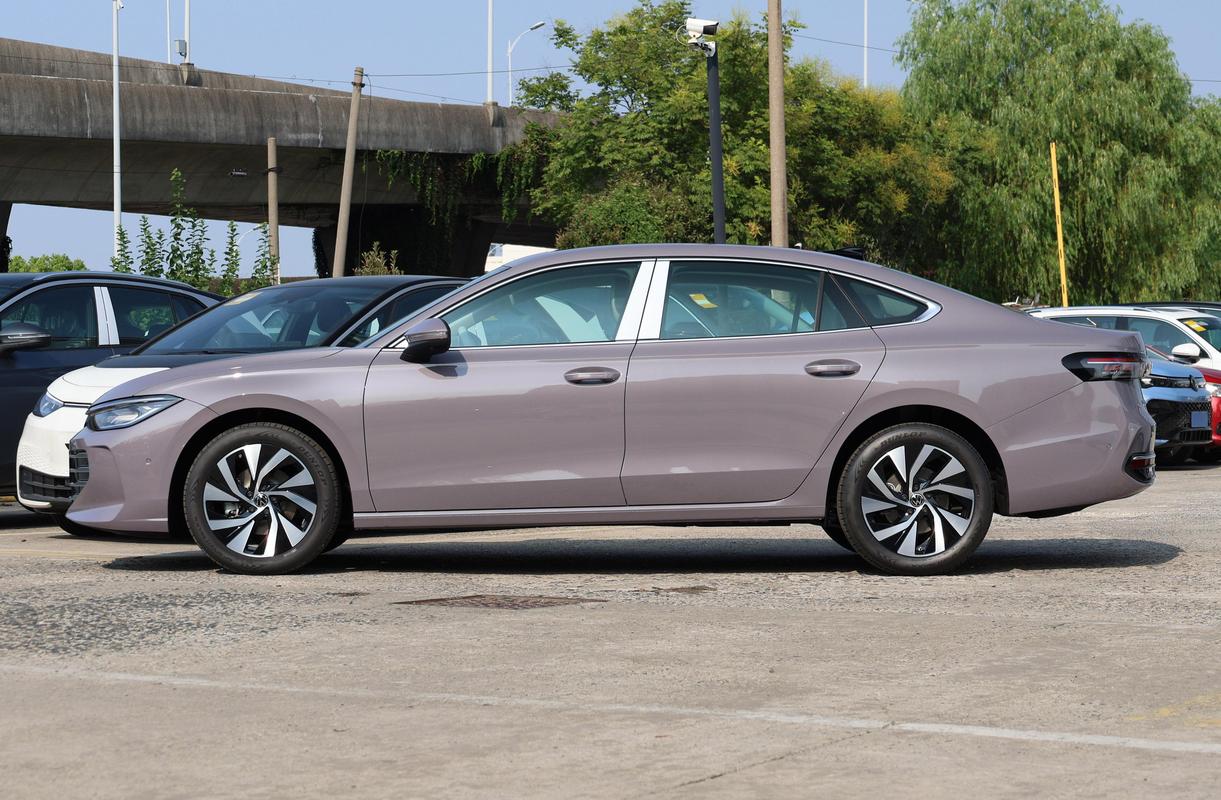 2025款帕萨特pro(2025款帕萨特Pro龙耀版)