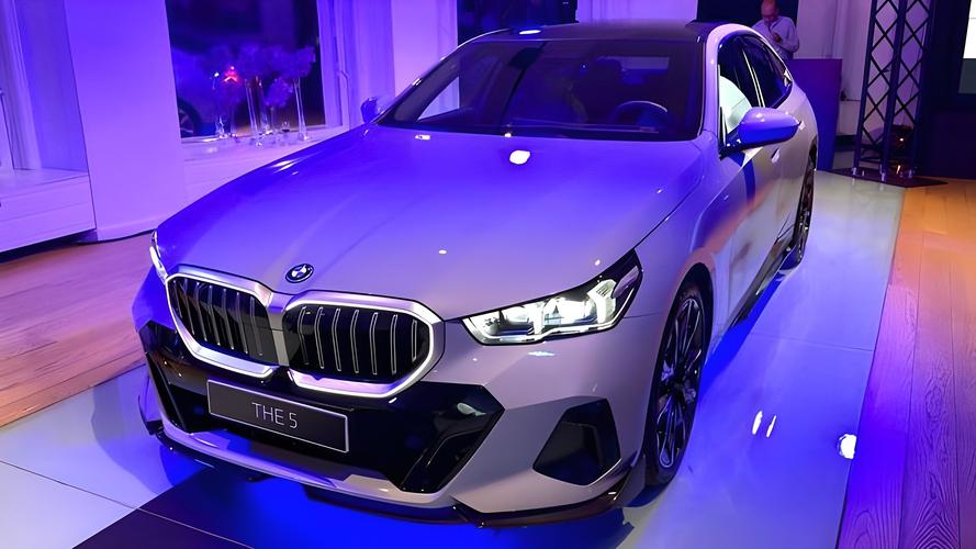 2024款5系燃油版,5系23款