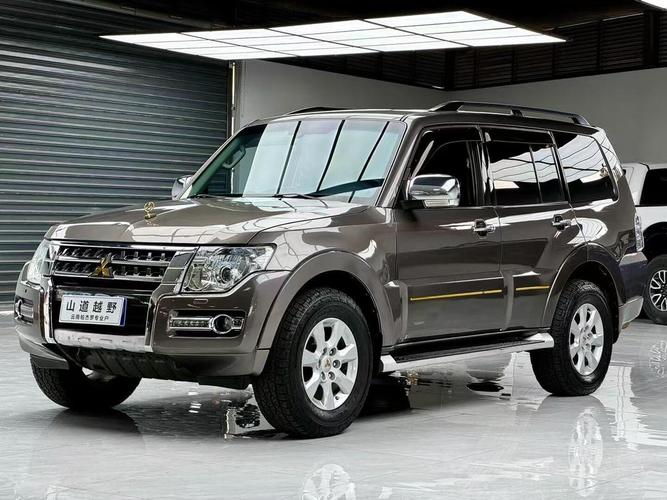 帕杰罗v93适合家用吗(帕杰罗v93能越野吗)