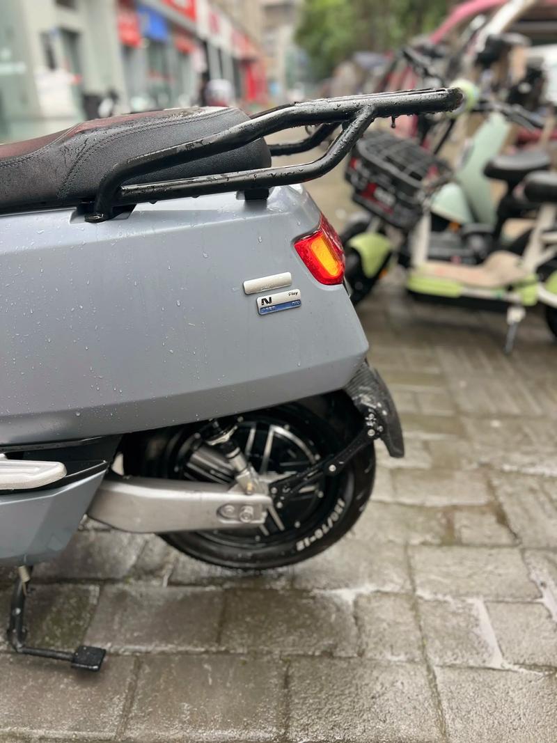 小牛电动自行车(小牛电动自行车胎压)