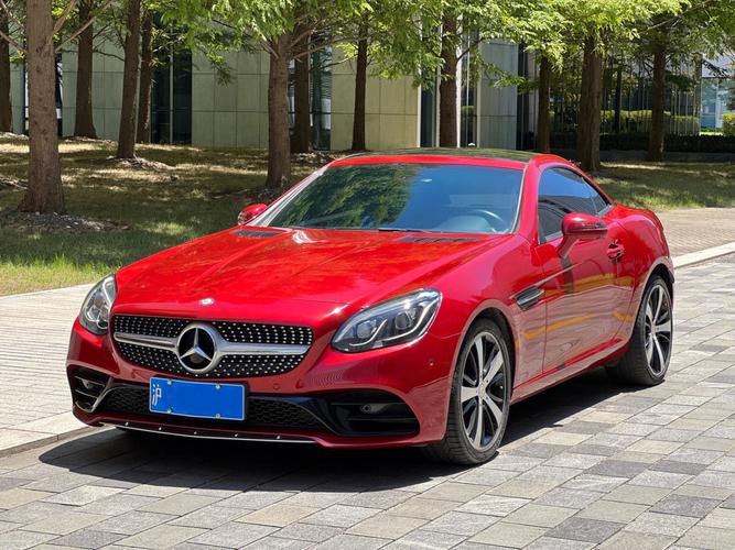 奔驰跑车两门敞篷 奔驰敞篷双门跑车