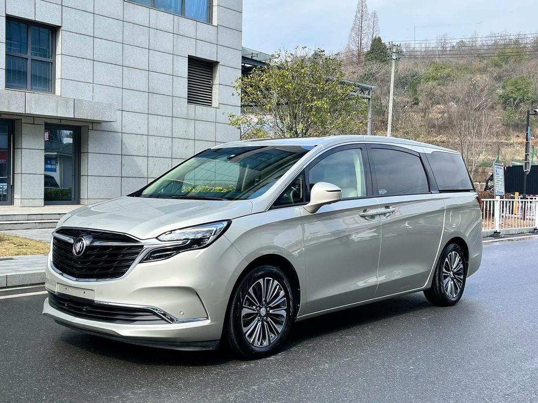 别克gl8商务车新款 别克gl8商务车新款图片