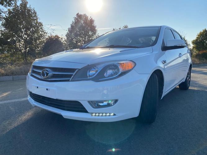 东南v5菱致油箱多少升,东南v5菱致加什么油