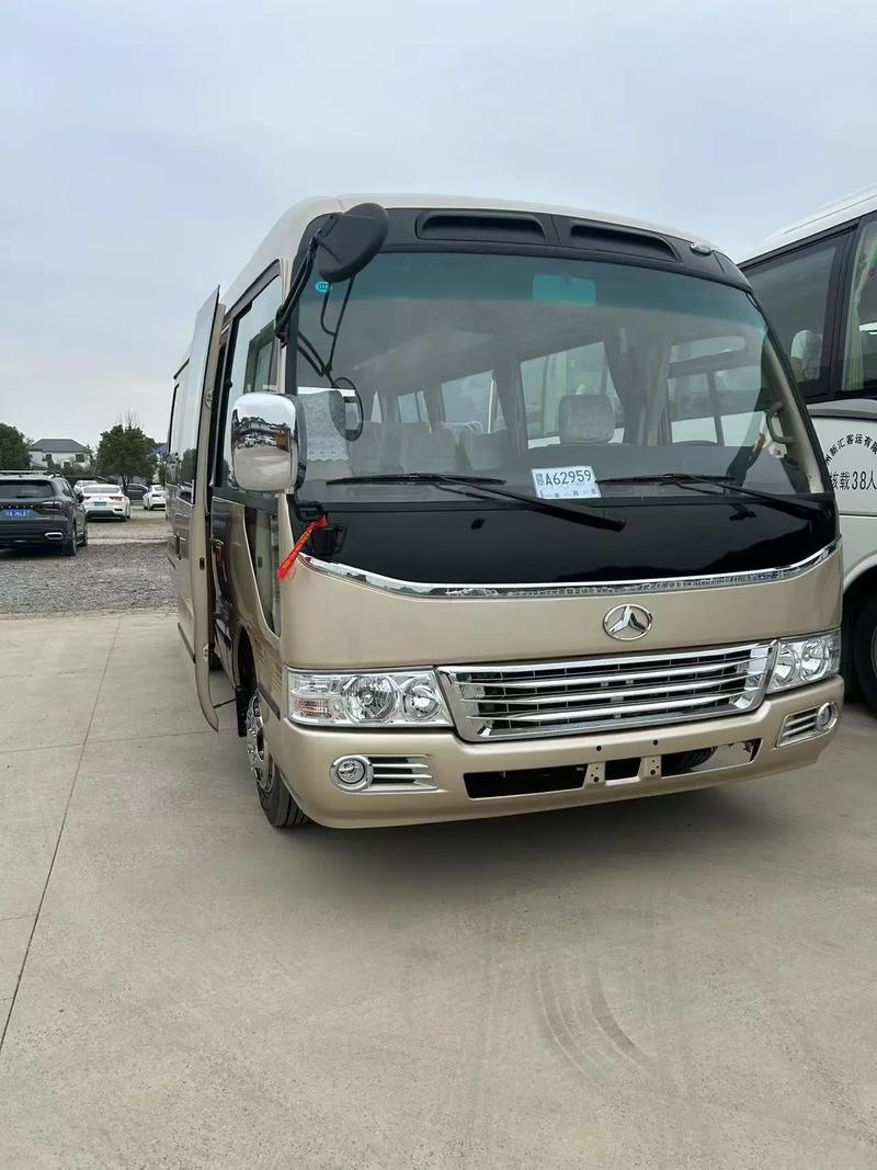 中巴车19座价格,丰田考斯特中巴车19座价格