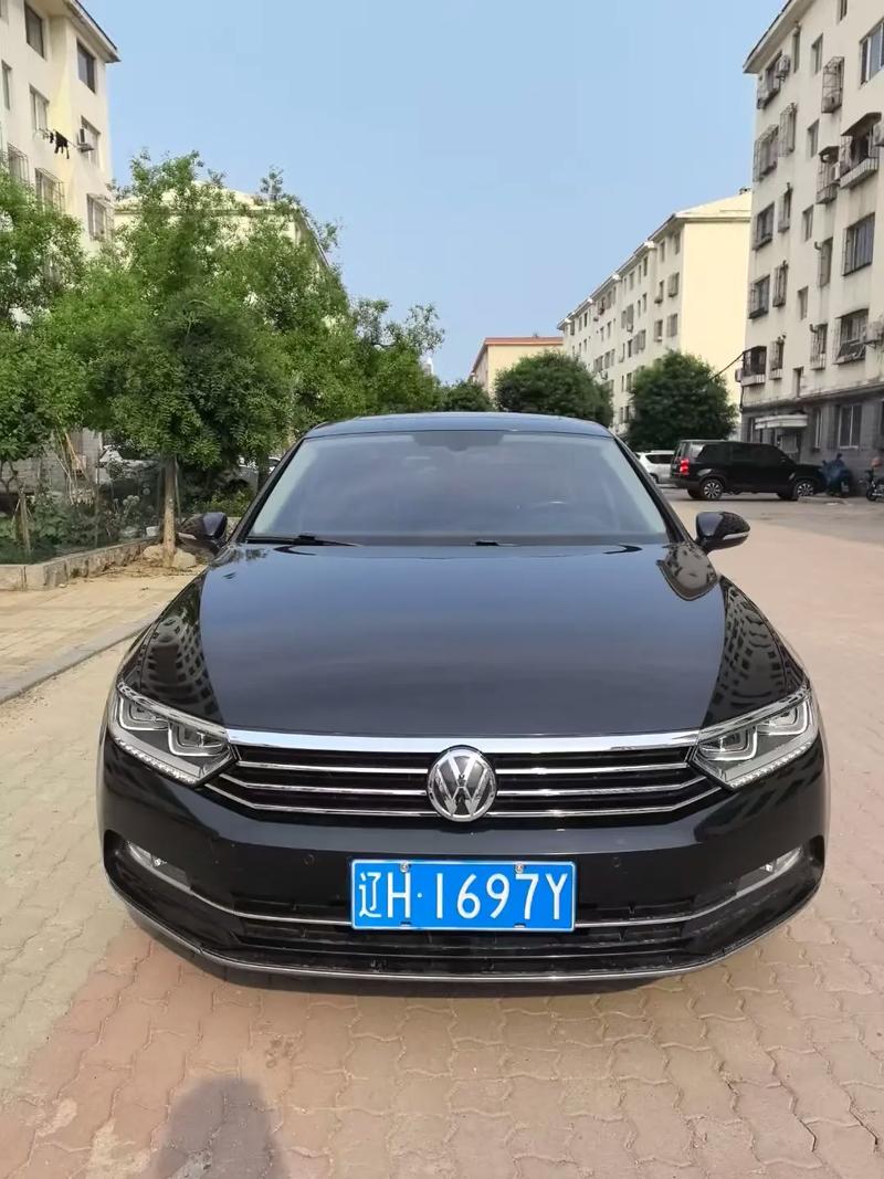 大众迈腾2017款价格(大众迈腾2017款330豪华版)