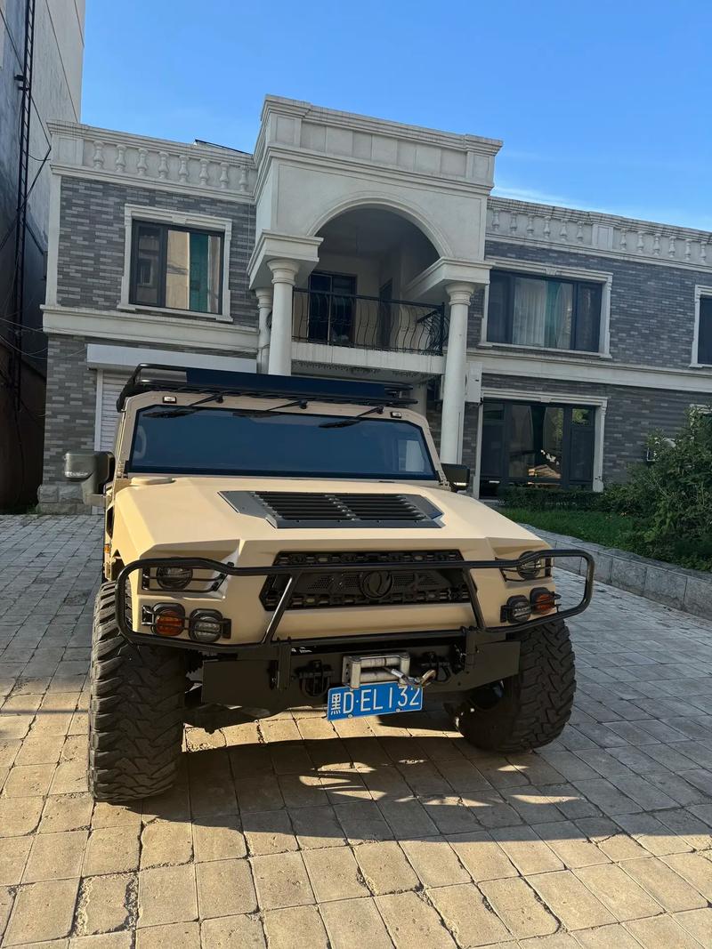 东风猛士越野车最新款,东风猛士军用版车型